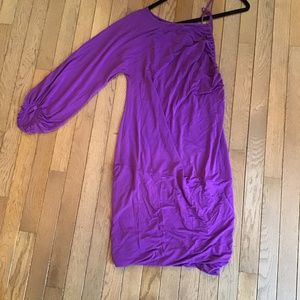 One sleeve banded bottom mini dress